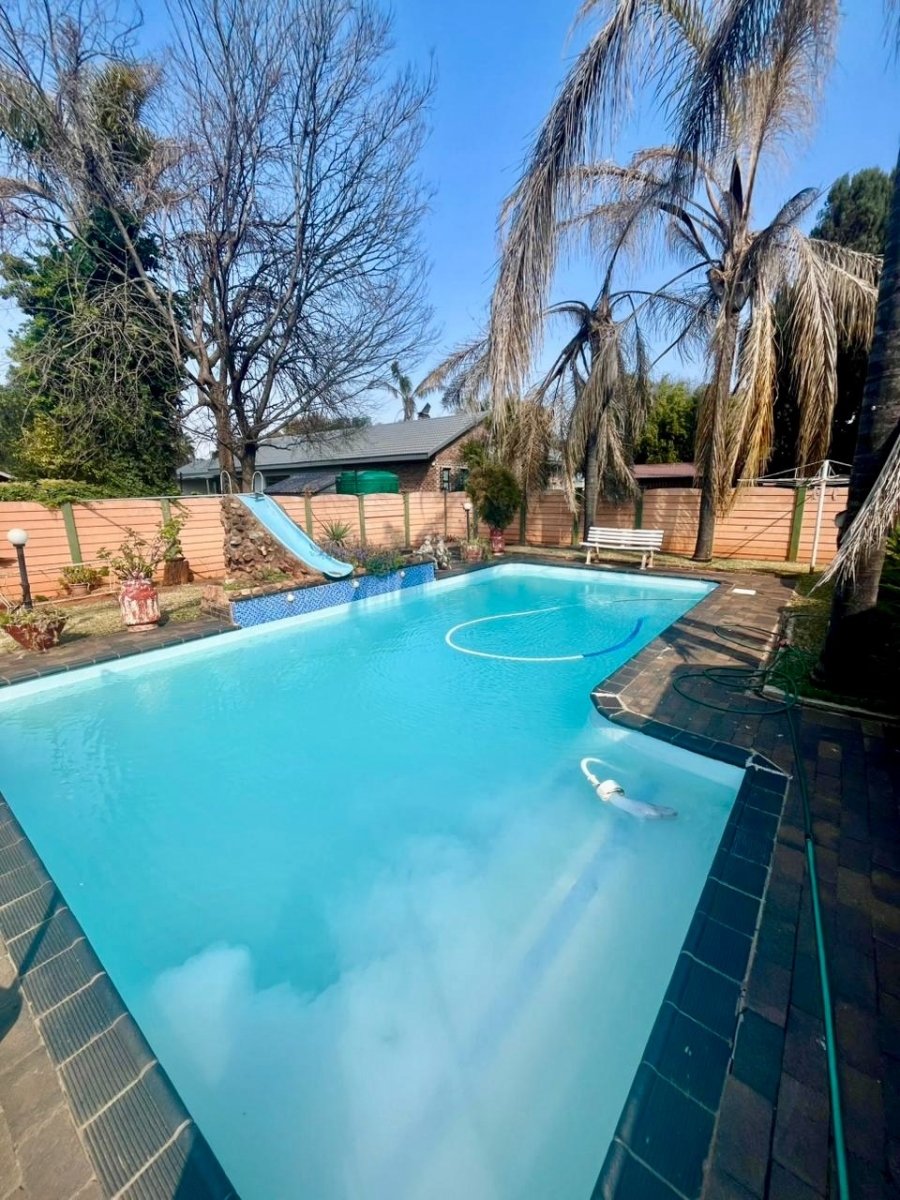 3 Bedroom Property for Sale in Wilkoppies North West